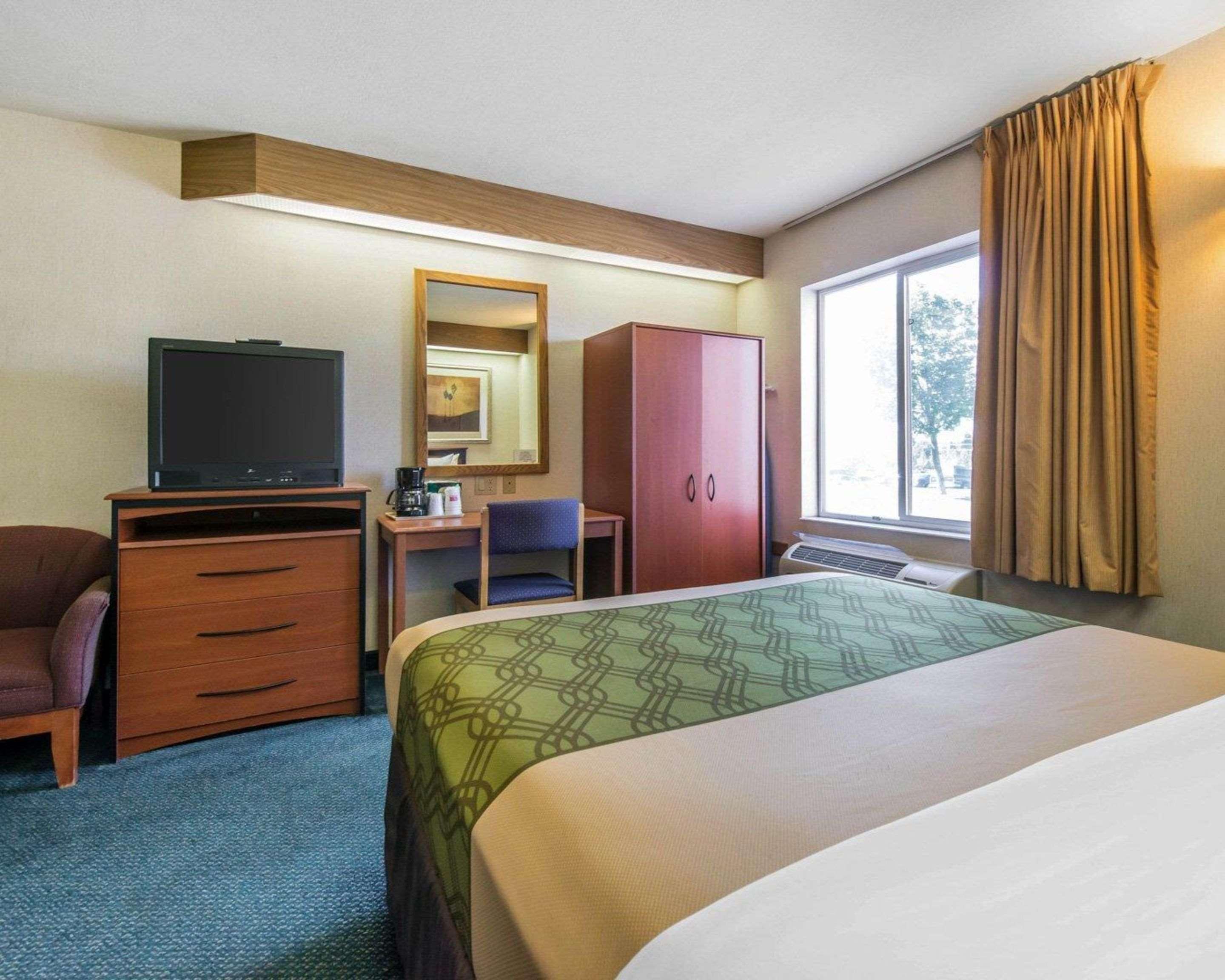 Econo Lodge North Academy Colorado Springs Kültér fotó