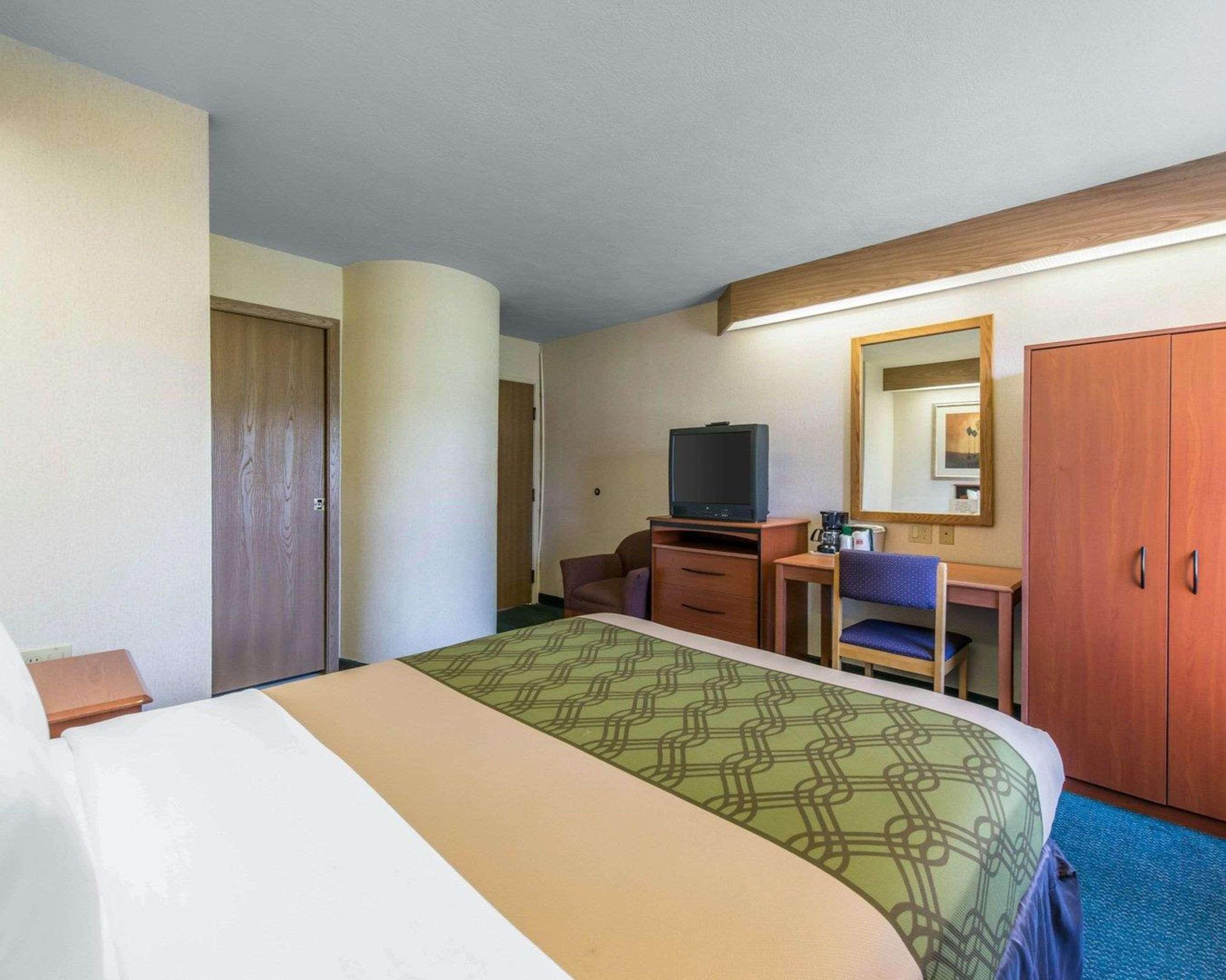Econo Lodge North Academy Colorado Springs Kültér fotó