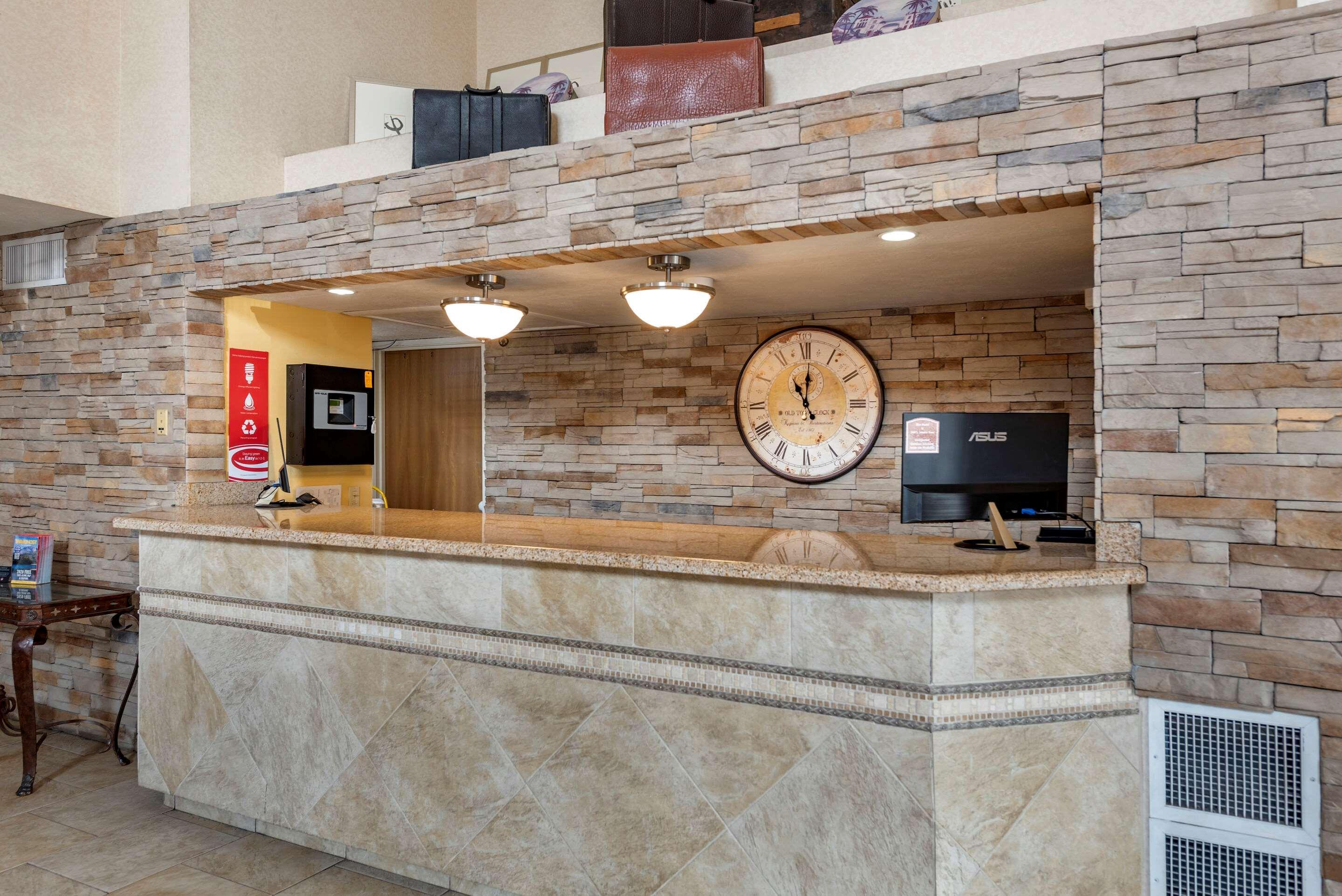 Econo Lodge North Academy Colorado Springs Kültér fotó